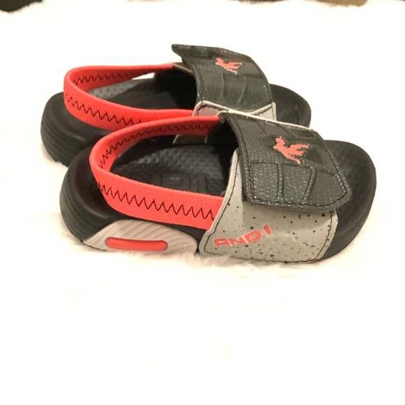 Baby Flip-Flop Sandals (Size 5-6) - Picture 13 of 14